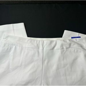 NWT Investments Woman Sz 22W Pants to Ankle The Park Ave Fit Elite Stretch